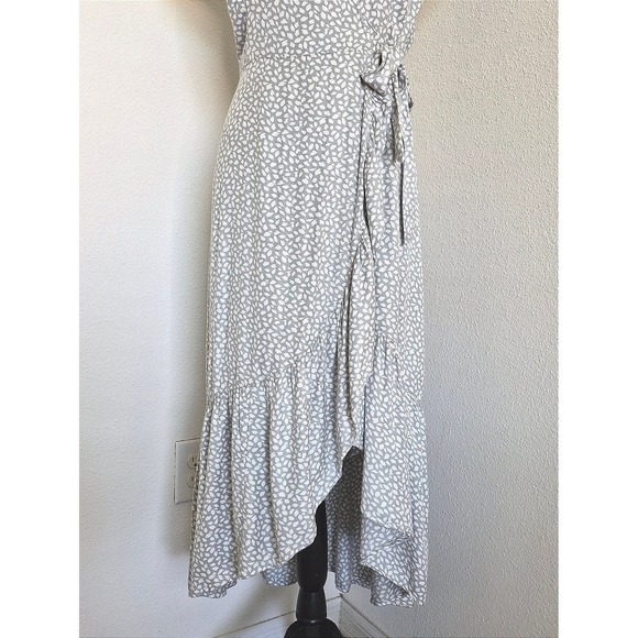 Abercrombie & Fitch Midi Ruffle Wrap Dress size S grey white summer romantic - Picture 4 of 14